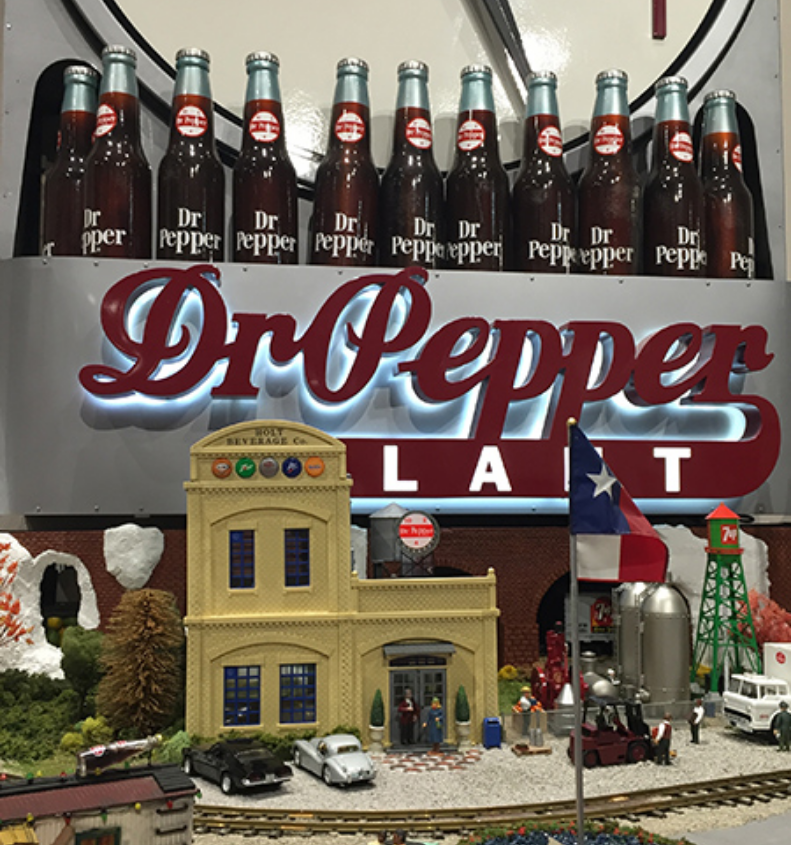 drpeppermuseum.com